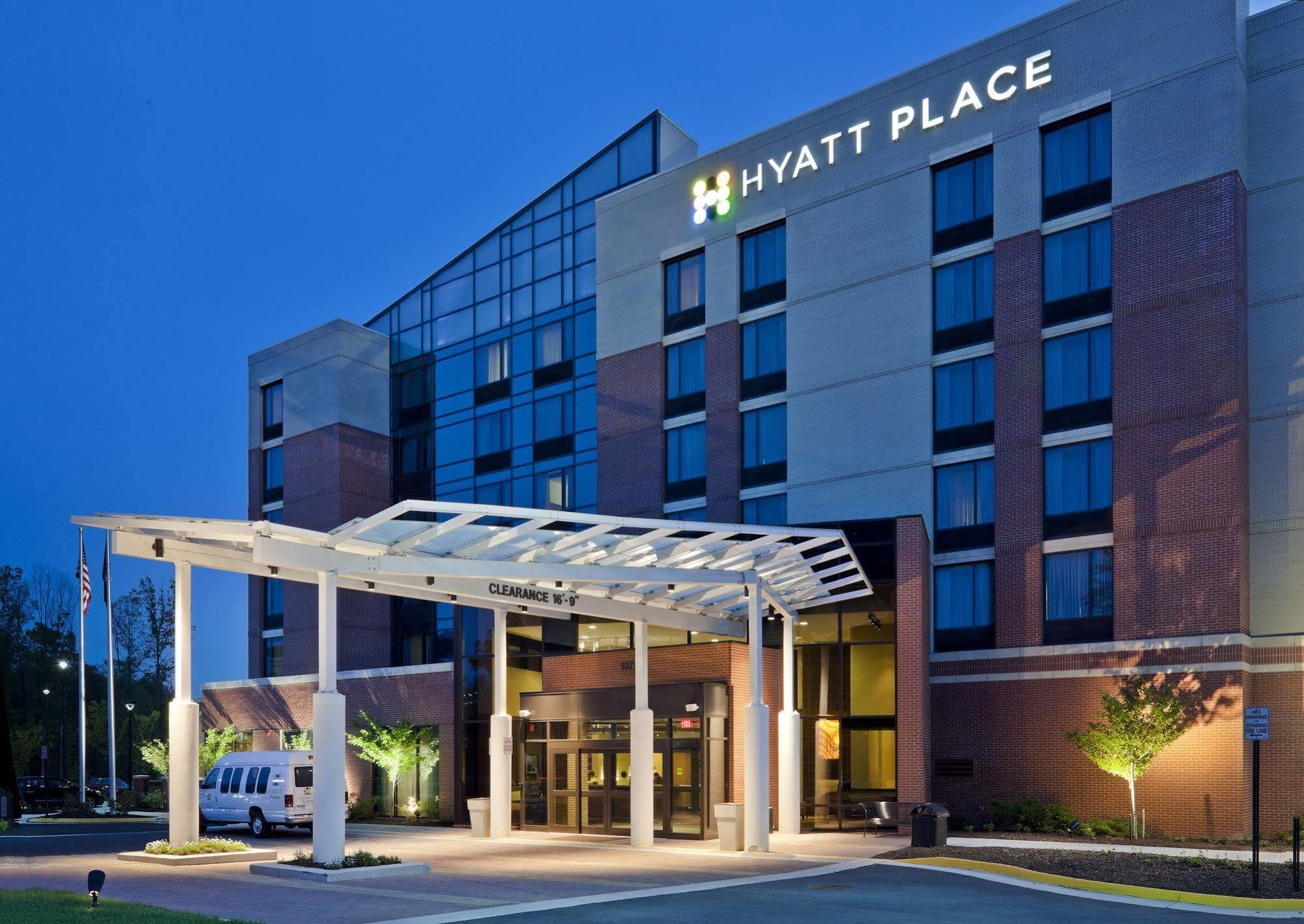 Hyatt Place Herndon Dulles Airport - East Exterior photo